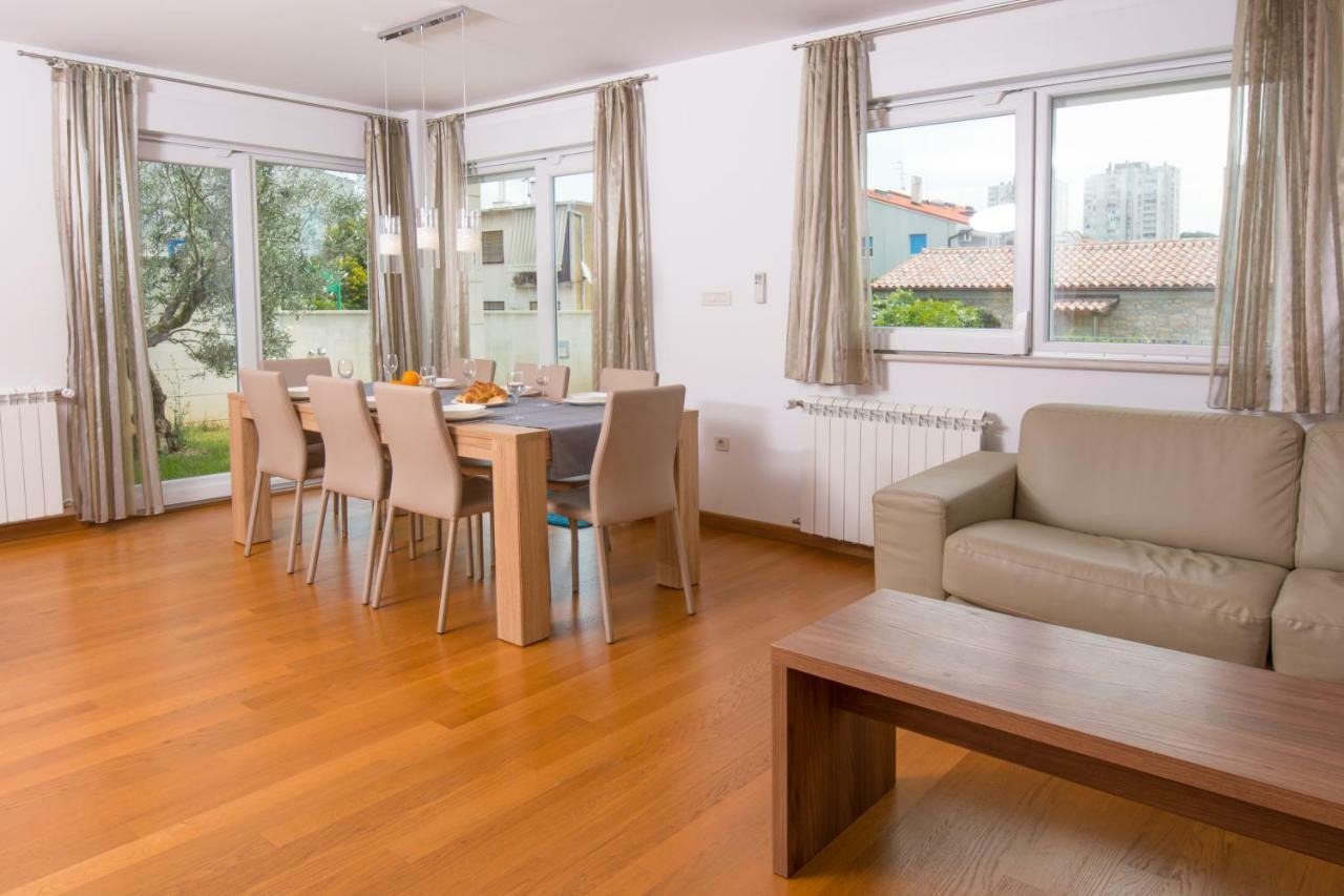 Deluxe With Private Pool - 100m From The Sea *